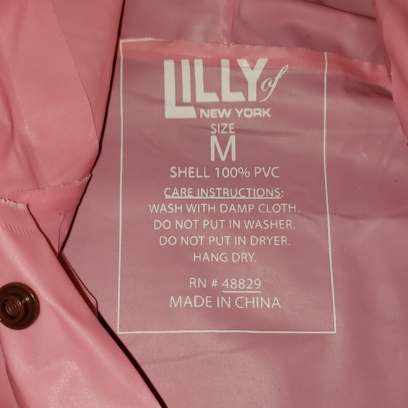 NWOT rain coat. - Picture 3 of 3